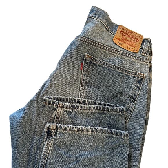 Levis 505 Straight Leg 36x32 Blue Jeans Mild Distress Denim 90s VINTAGE - Picture 1 of 13
